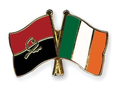 Fahnen Pins Angola Irland