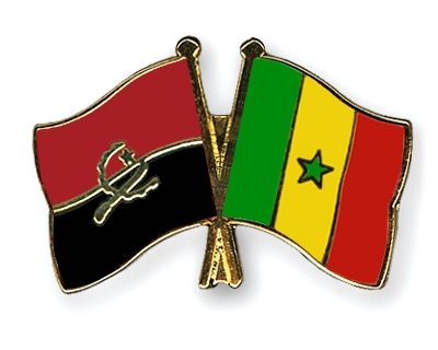 Fahnen Pins Angola Senegal