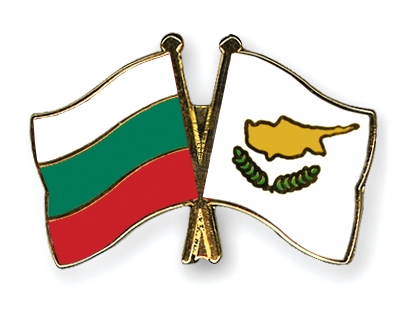 Fahnen Pins Bulgarien Zypern