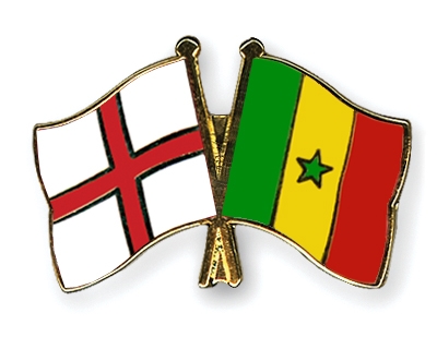 Fahnen Pins England Senegal