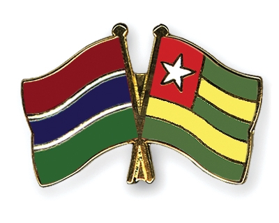 Fahnen Pins Gambia Togo
