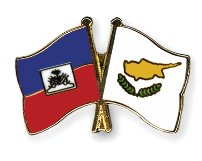 Fahnen Pins Haiti Zypern