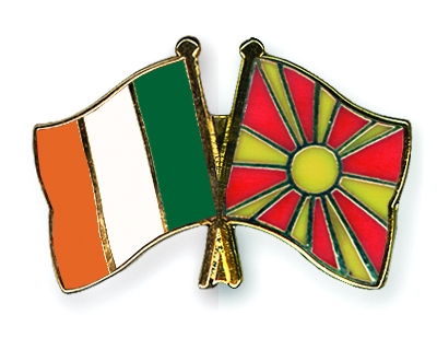 Fahnen Pins Irland Mazedonien