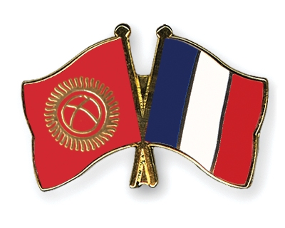 Fahnen Pins Kirgisistan Frankreich