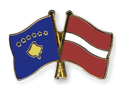 Fahnen Pins Kosovo Lettland