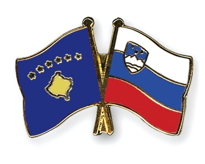 Fahnen Pins Kosovo Slowenien