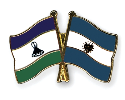 Fahnen Pins Lesotho El-Salvador