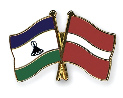Fahnen Pins Lesotho Lettland
