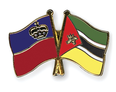 Fahnen Pins Liechtenstein Mosambik