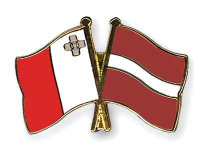 Fahnen Pins Malta Lettland