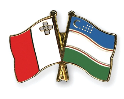 Fahnen Pins Malta Usbekistan