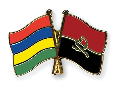 Fahnen Pins Mauritius Angola