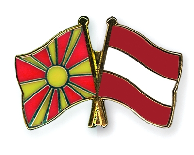 Fahnen Pins Mazedonien sterreich