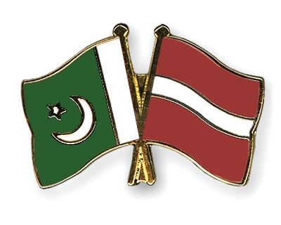Fahnen Pins Pakistan Lettland