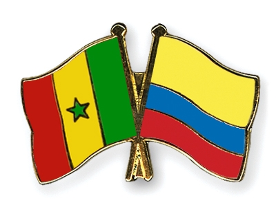 Fahnen Pins Senegal Kolumbien