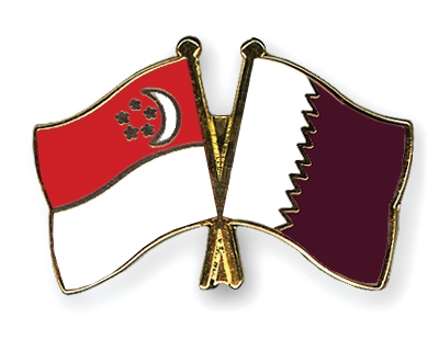 Fahnen Pins Singapur Katar