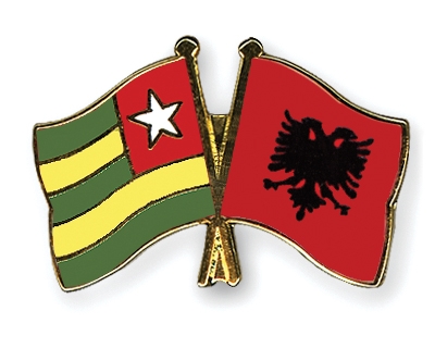 Fahnen Pins Togo Albanien