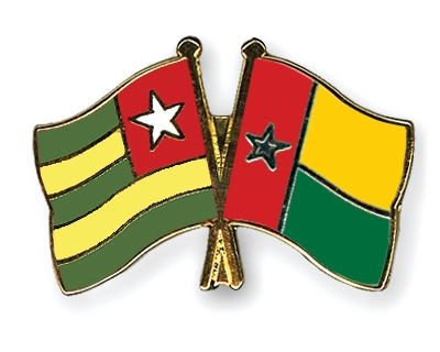 Fahnen Pins Togo Guinea-Bissau
