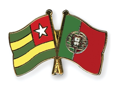 Fahnen Pins Togo Portugal