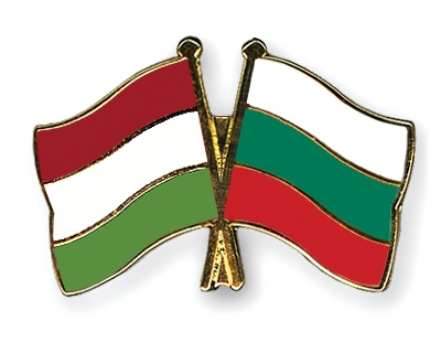 Fahnen Pins Ungarn Bulgarien