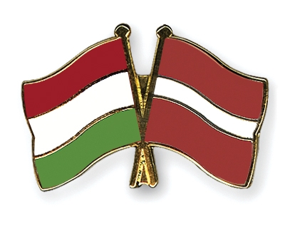 Fahnen Pins Ungarn Lettland