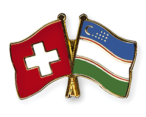 Freundschaftspins: Schweiz-Usbekistan